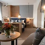 Romantik Sayn Hotell