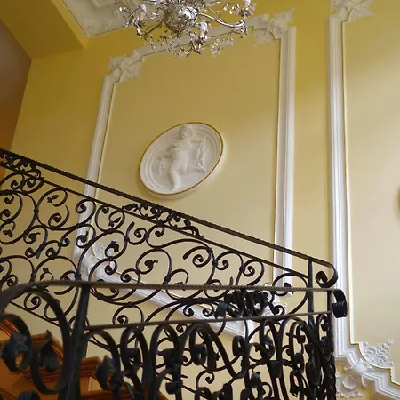Romantik Sayn Hotel