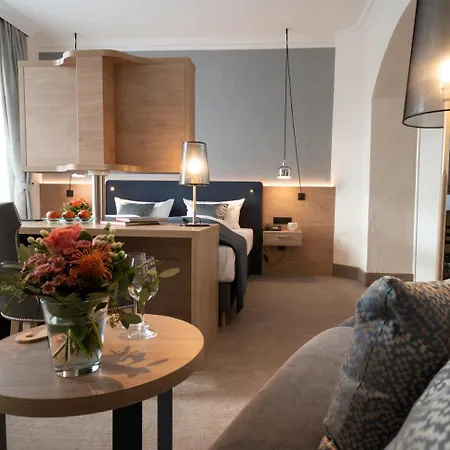 Romantik Sayn Hotell