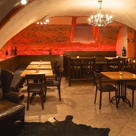 Romantik Sayn Hotell